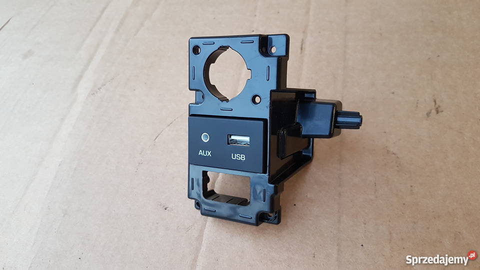 Hyundai i30 III PDE gniazdo elektryczne USB AUX Legnica