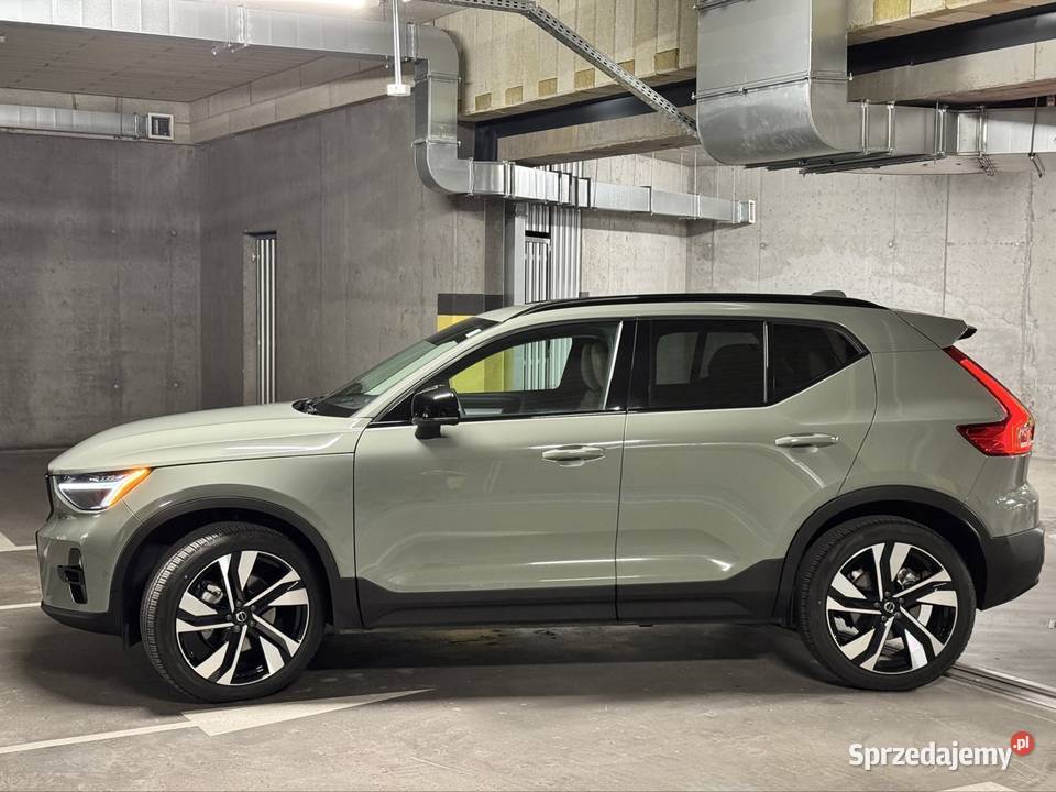 Volvo XC40 B5 AWD MH 4x4 skóry HarmanK panorama Białystok
