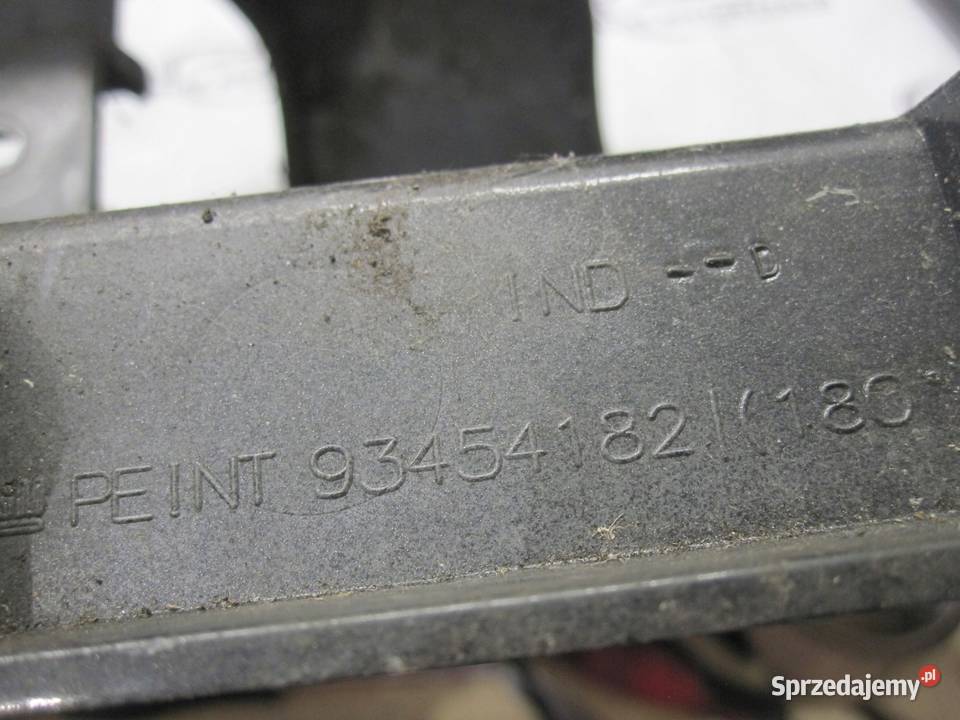 OPEL VIVARO B TRAFIC III 15r obudowa lampy Pozostałe Kielce