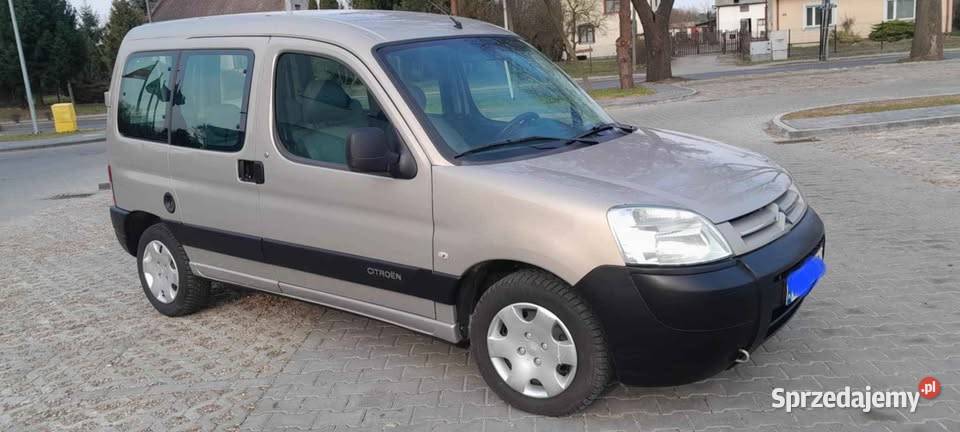 Citroen Berlingo LIFT 16 HDI diesel 2006 mazowieckie sprzedam