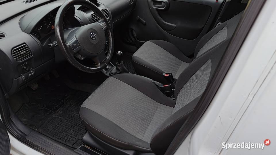 Opel Combo 14 benzyna 2009 142 000 nieuszkodzony Jelcz-Laskowice