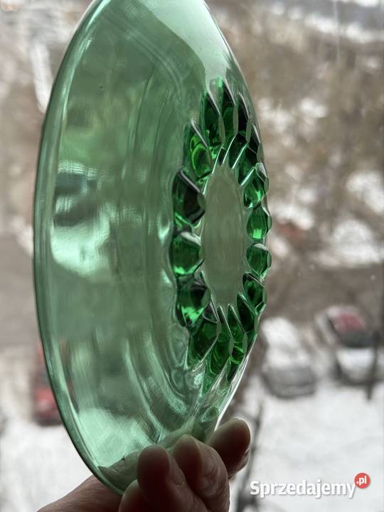 Talerzyki szmaragdowe z Ząbkowic Mielec