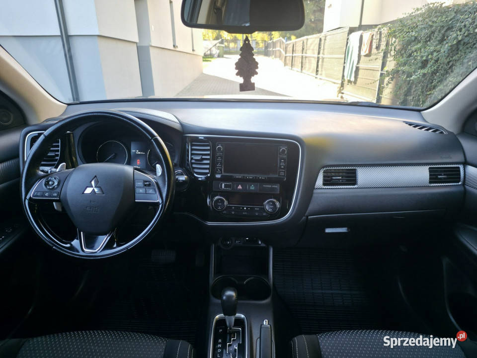 Mitsubishi Outlander 22 Diesel Serwisowany czarny świętokrzyskie Piekoszów