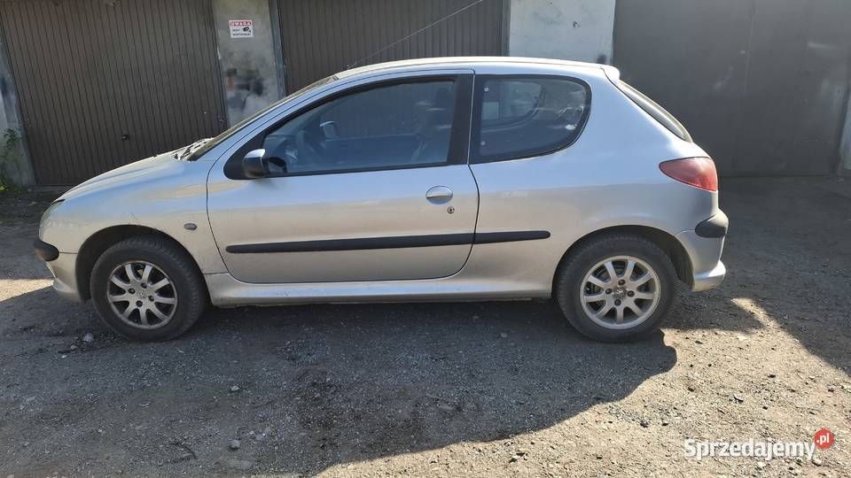 Peugote 206 srebrna strzała
