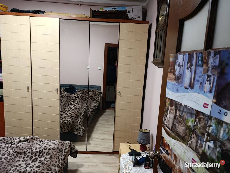 szafa czterodrzwiowa z lustrami i słupek zestaw Szafy i garderoby Poznań sprzedam