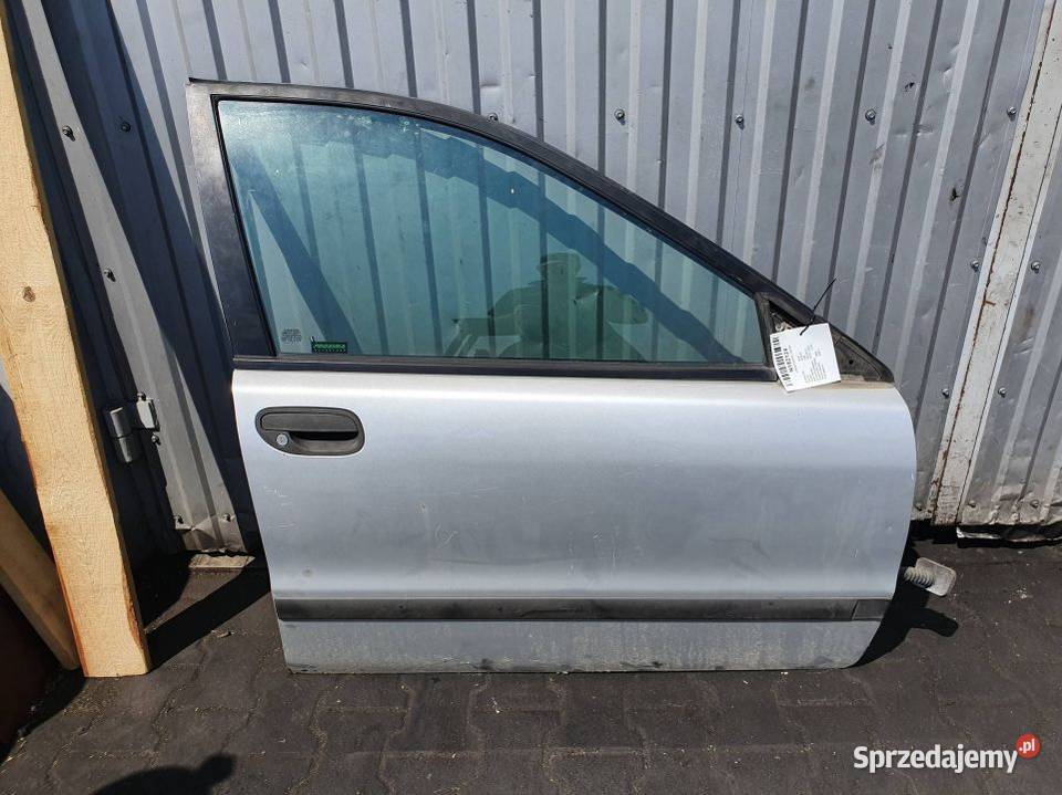 DRZWI PRAWE PRZÓD VOLVO V40 32973 kujawsko-pomorskie Lipno