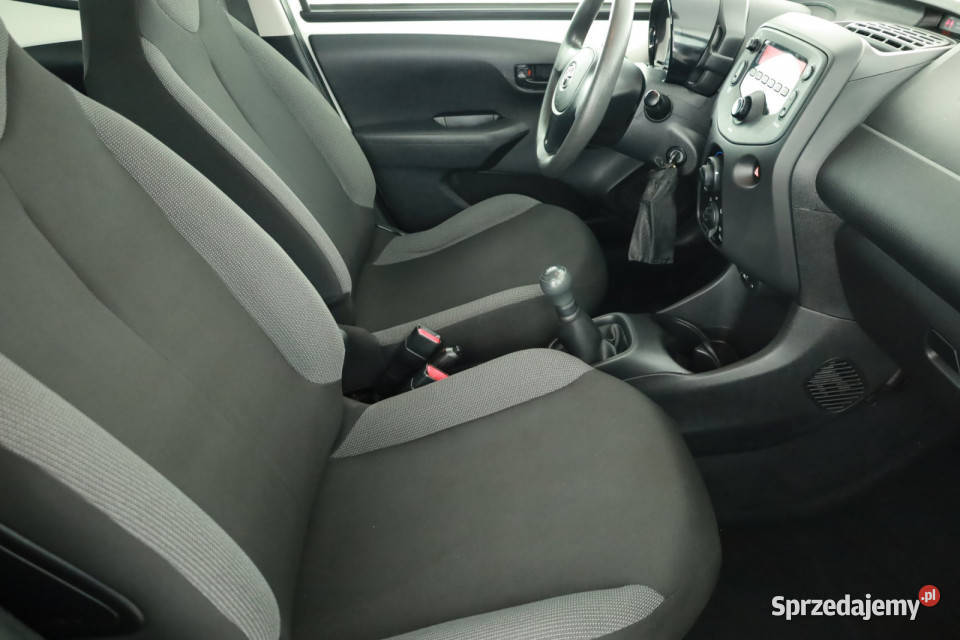 Toyota Aygo 10 VVTi 4/5 Piaseczno sprzedam