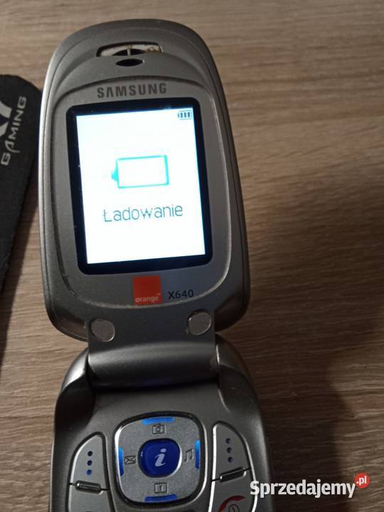 Sprzedam Telefon Kolekcjonerski Samsung SGHX640 Golub-Dobrzyń