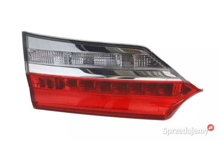 Toyota Corolla E18 1319 Lampa tylna lewa Łódź