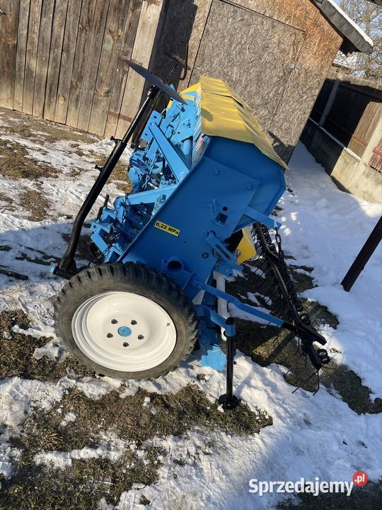 Siewnik Poznaniak 27m na Docisku Szówsko sprzedam