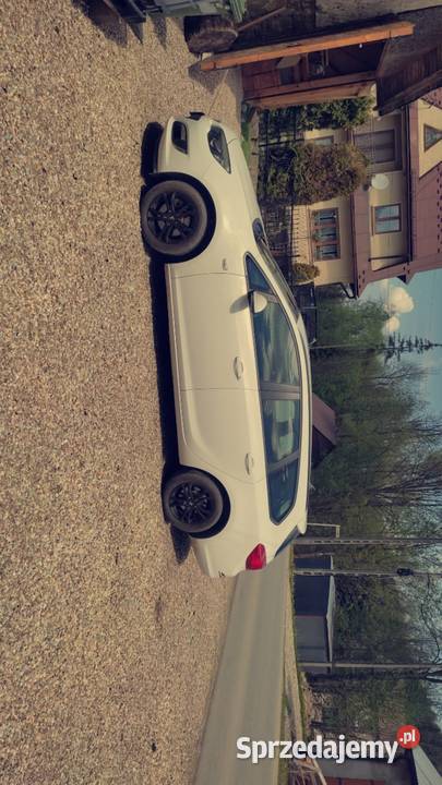 Opel astra sports tourer nawigacja Leśnica