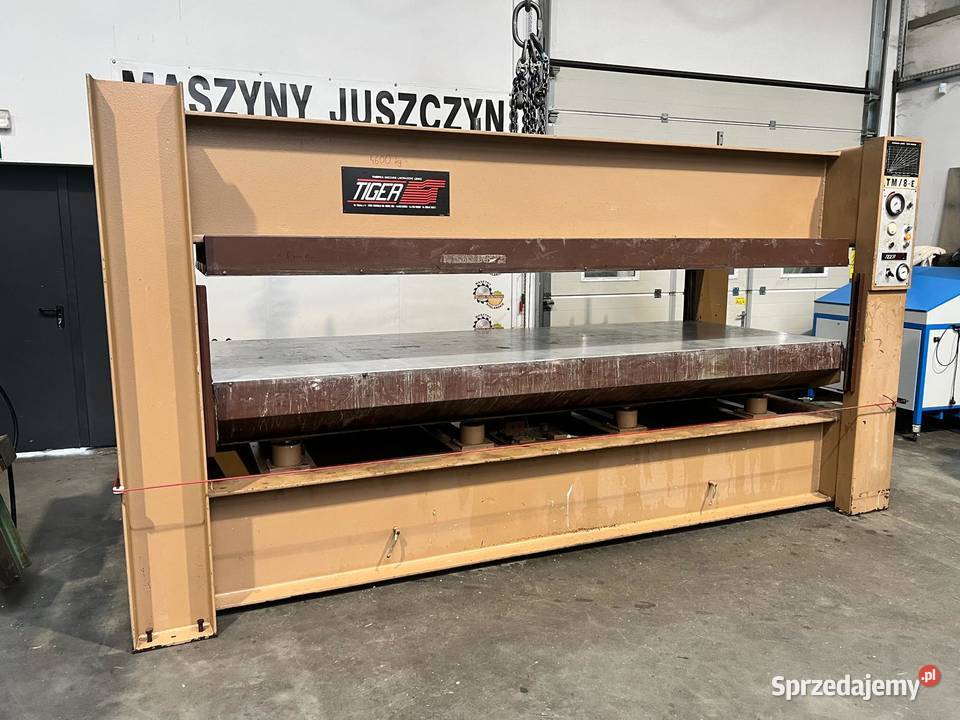 Prasa hydrauliczna do fornirowania Tiger TM8E Juszczyn