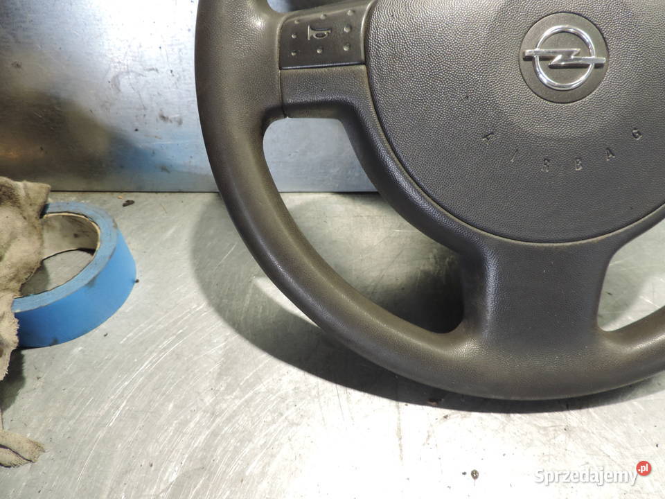 OPEL CORSA C KIEROWNICA Rok produkcji 2002 Kierownice Nowy Sącz