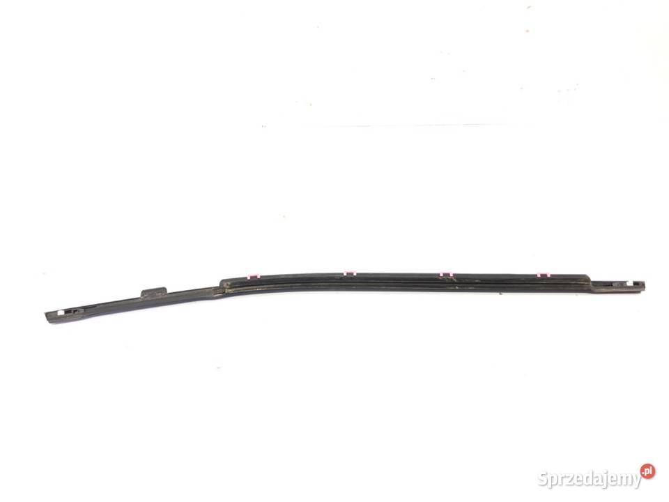 LISTWA ZGARNIAJĄCA TYŁ PRAWA KIA STONIC