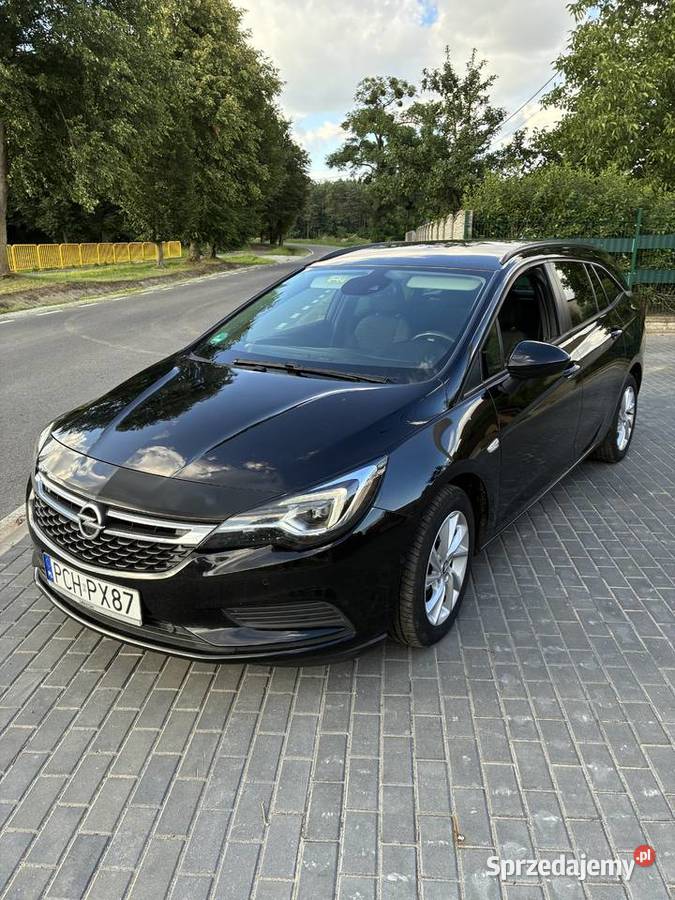 Opel astra k duże radio alusy full wyposażenie 188000km wielkopolskie