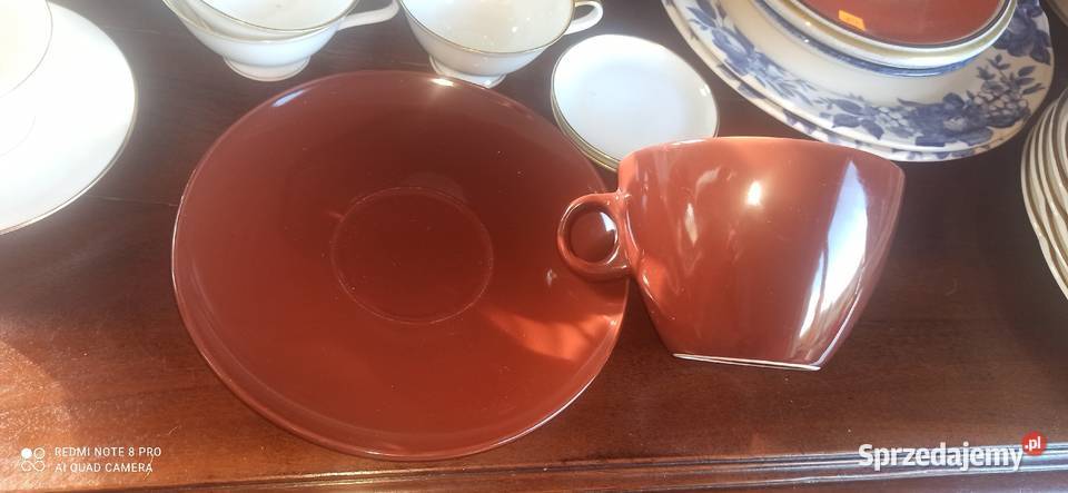 Filiżanka na spodku wielka Brąz Gruba porcelana Gdańsk