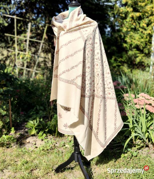 Duży szal orientalny indyjski haftowany haft