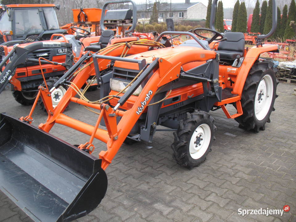 Kubota 4x4 tur do obory tunelu ogrodu ładowacz Mroków