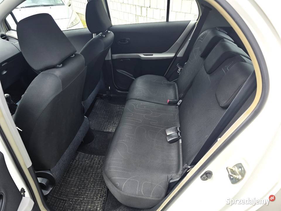 TOYOTA Yaris 2011r Klima 5D 10vvti Ładna 178 178000km Polkowice