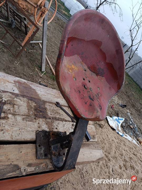 Siedzenie Ursus c 328 330 stary typ Części i osprzęt rolniczy wielkopolskie Kalisz sprzedam