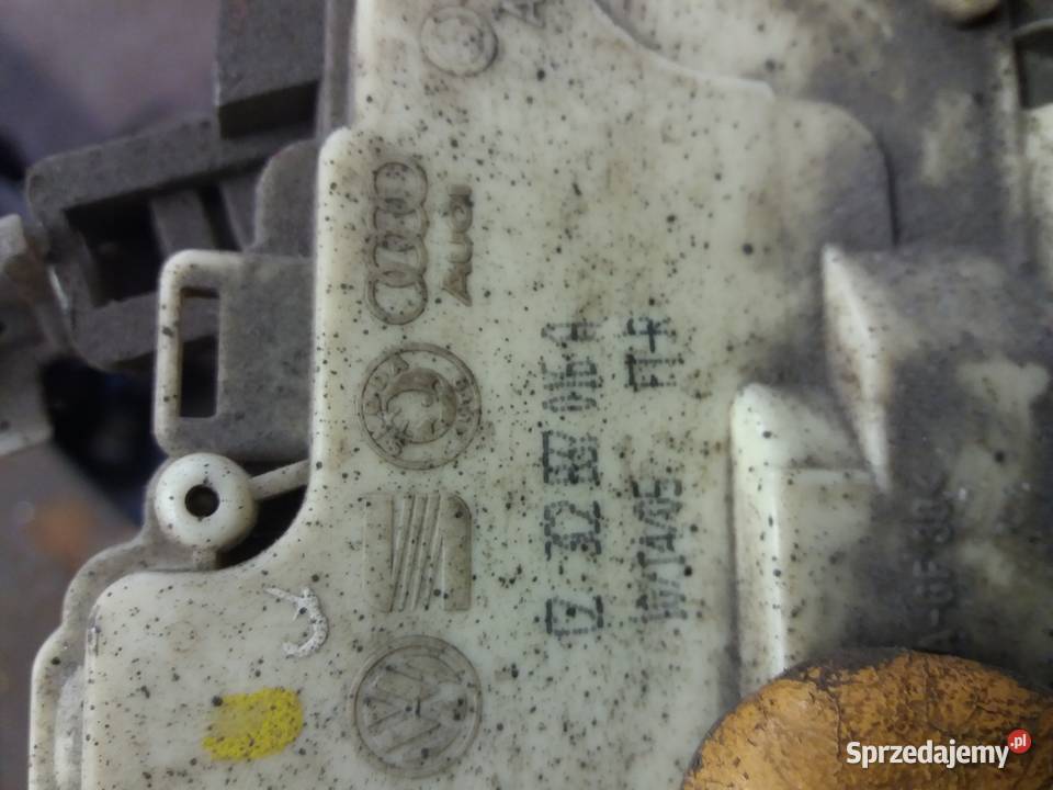 3C2837016A ZAMEK DRZWI PRAWY PRZÓD VOLKSWAGEN osobowe Klamki Wola sprzedam