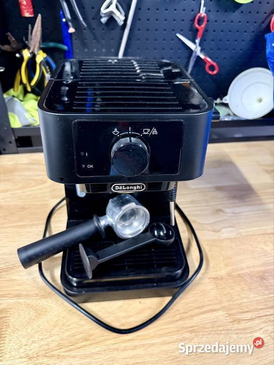 Ekspres ciśnieniowy DeLonghi Stilosa EC 230BK Otwock