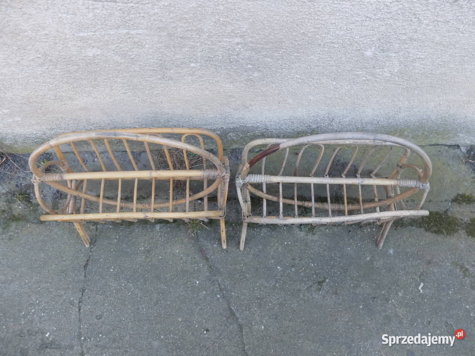 Dwa bambusowe gazetniki PRL 775 Kościan