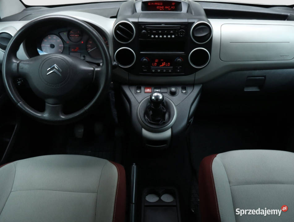 Citroen Berlingo 16 16V hak Piaseczno