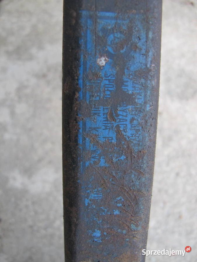 Stary podnośnik samochodowy Borzechowo