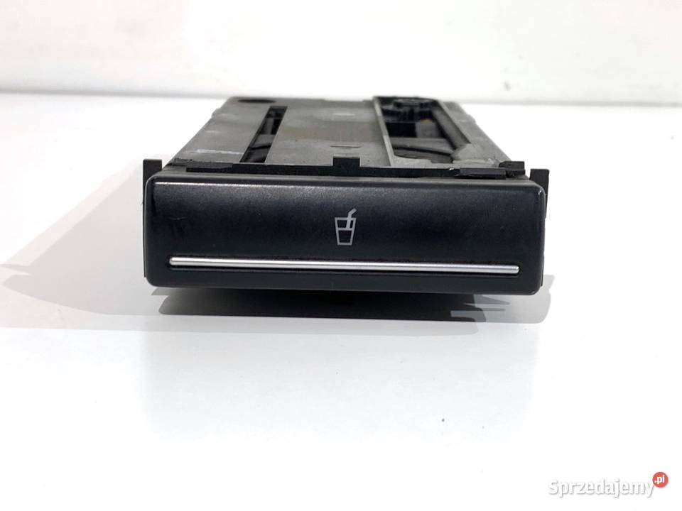 UCHWYT NA NAPOJE AUDI A3 8P 8P0862534 0313 osobowe sprzedam