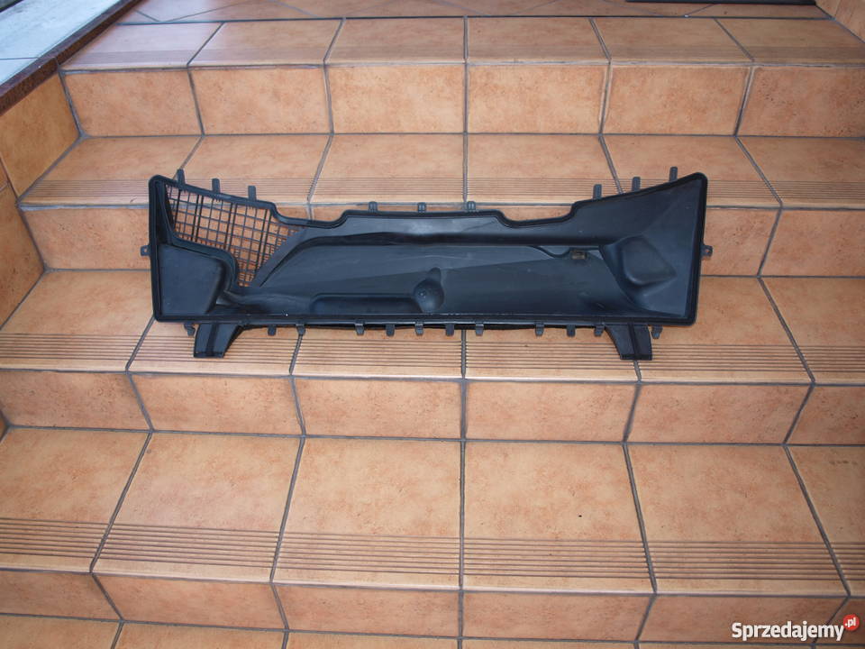 Mercedes E W210 plastik rynna pod maske 1995 wielkopolskie
