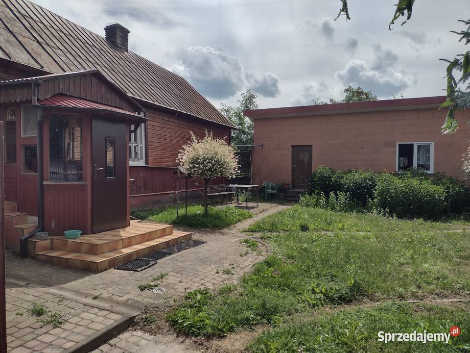 Siedlisko z domkiem drewnianym i polem trasie Sprzedaż Przeuszyn