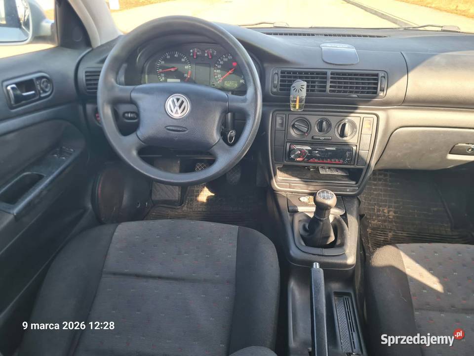 VW PASSAT ładny stan 16 benzyna
