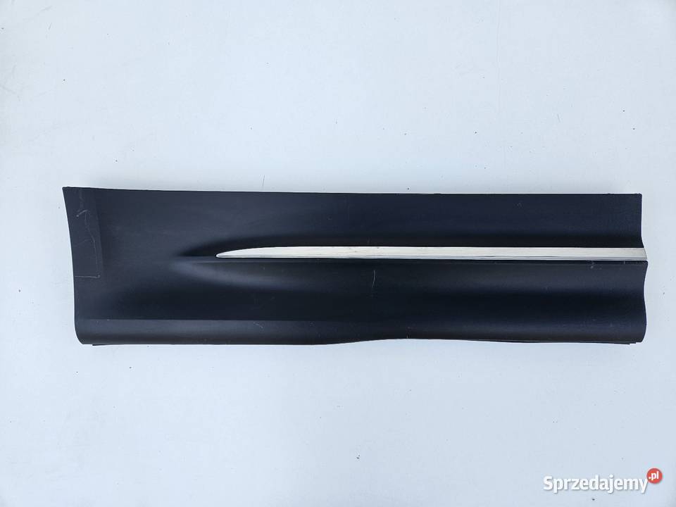 MERCEDES GLB W247 LISTWA DRZWI PRAWY TYŁ PRAWA Międzychód