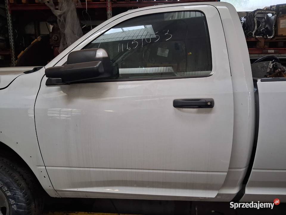 DODGE RAM 1500 2500 DRZWI KIEROWCY DŁUGIE 130 IV ciężarowe