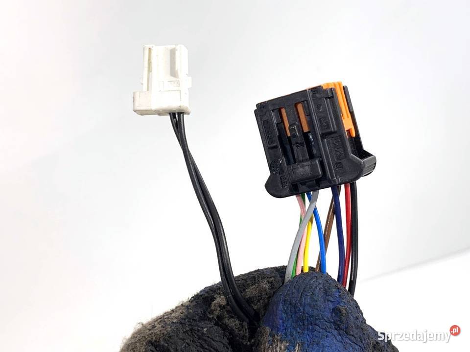 LUSTERKO PRAWY OPEL VIVARO C Bus Blanc Icy