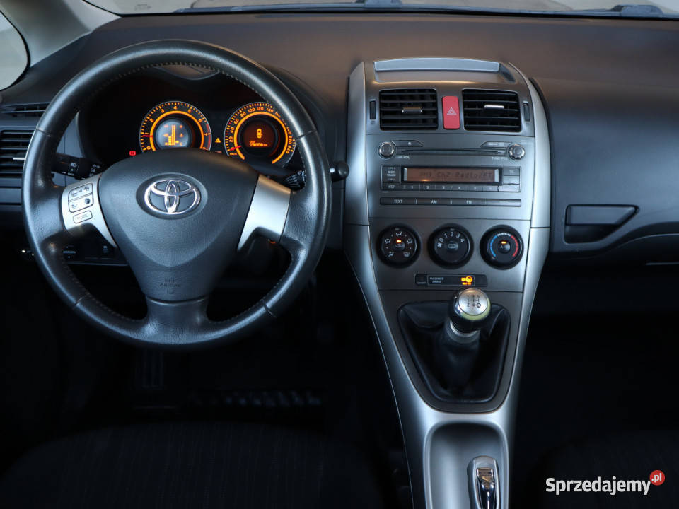 Toyota Auris 14 VVTi 1398cm3 Bielany Wrocławskie
