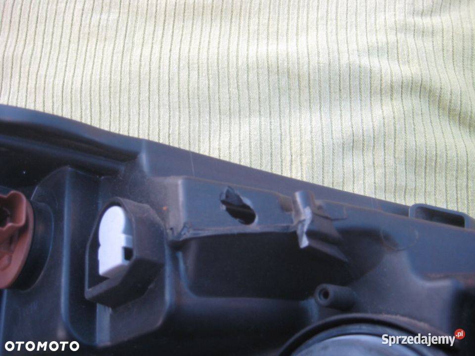 DACIA DOKKER 1215R LAMPA PRZÓD LEWA 90007665