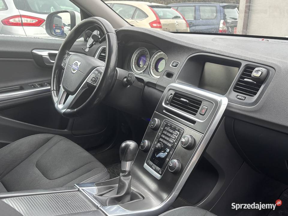 Volvo V60 z 2011r GWARANCJA elektrochrom. lusterko wst. Paniówki
