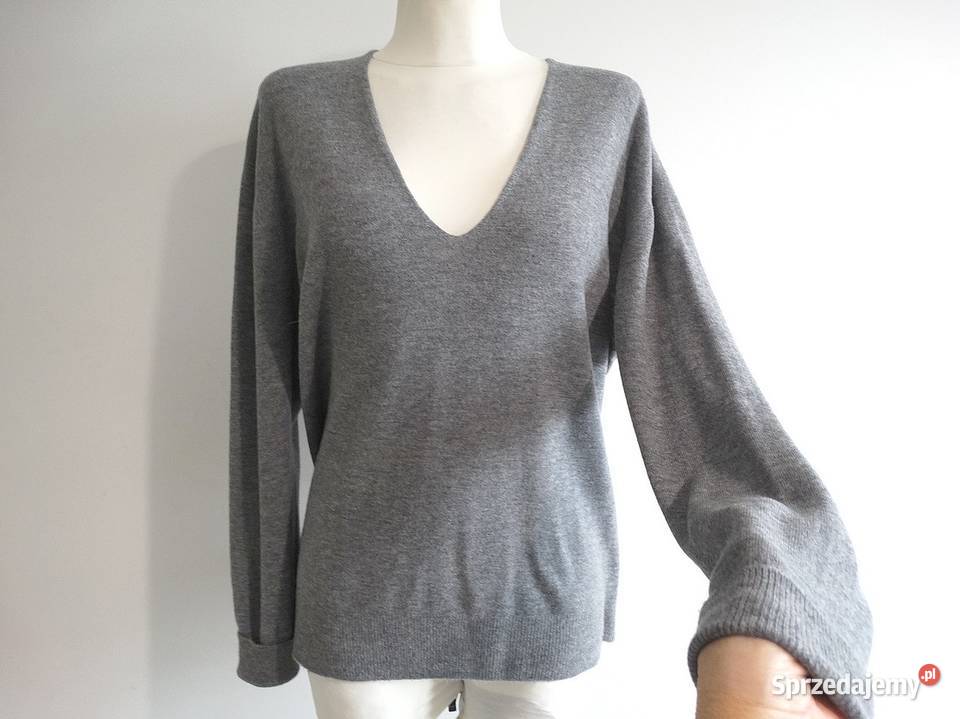Sweter Wełniany 100 Wełna VNeck Pulower Miękki długi Łomża