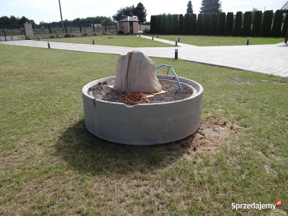 Kręg betonowy na skalniak ogrodowy Radom