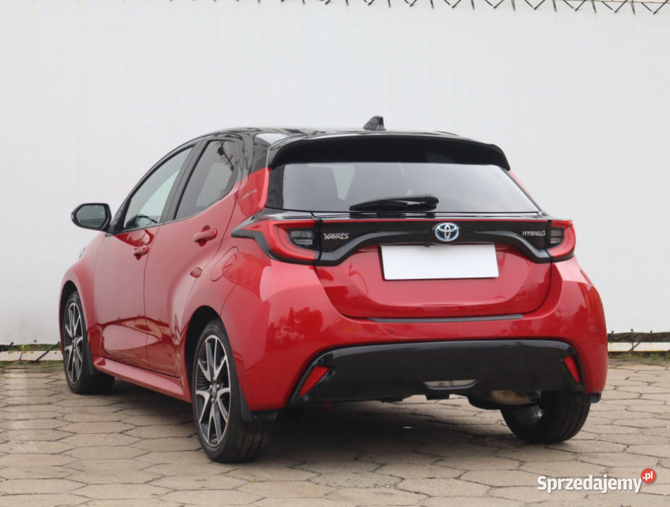 Toyota Yaris 15 VVTi Hybrid