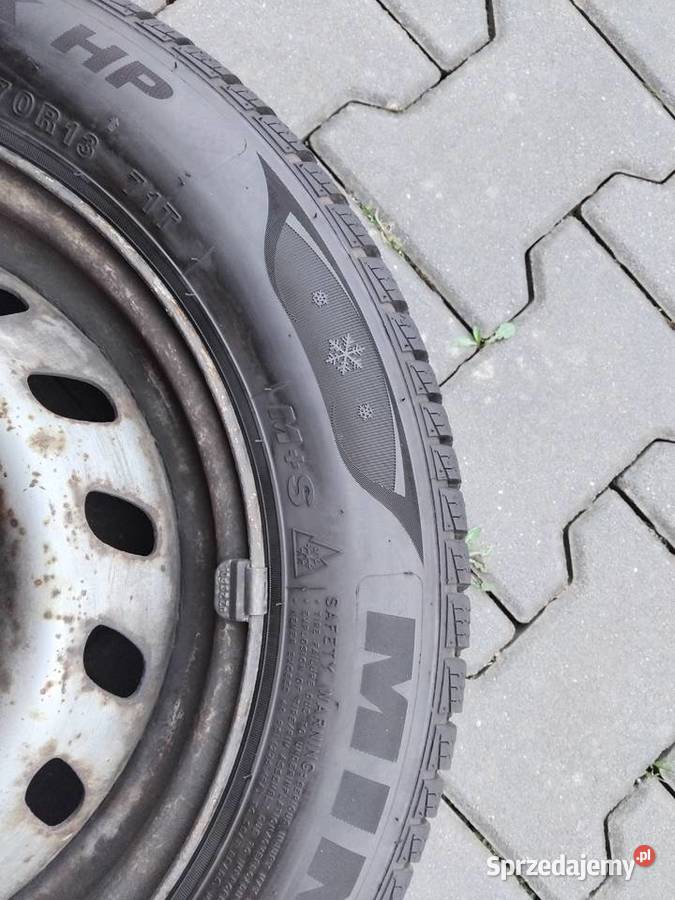 Ładne koła 13 z ładnymi oponami wielosezonowymi Mogilany