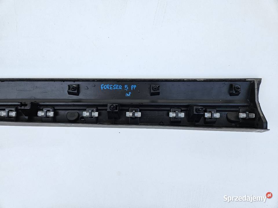 SUBARU FORESTER 5 V LISTWA DRZWI PRAWY PRZÓD Międzychód