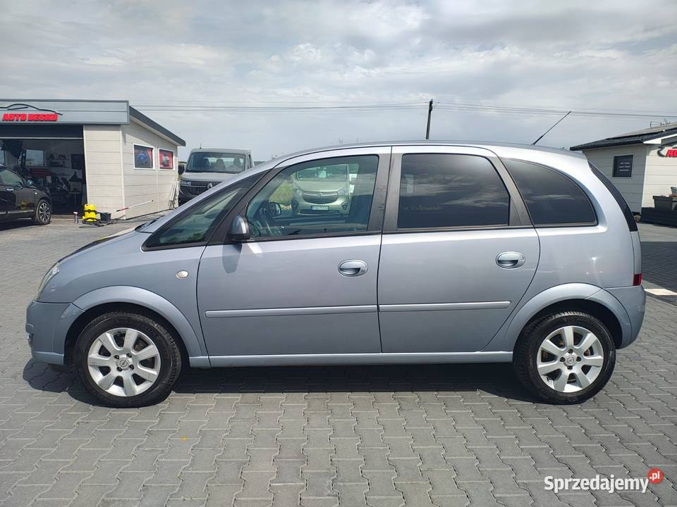 Opel Meriva 2009r 16Benzyna 135000 benzyna Meriva