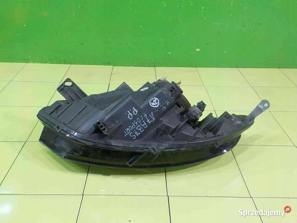 FORD ECOSPORT II 15 TDCI 15r lampa prawa przod mazowieckie