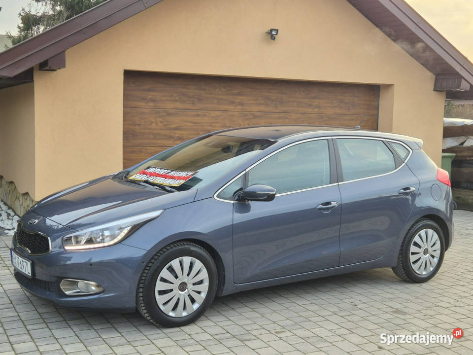 Kia Ceed Wyjątkowy 16B AutomatŁopatki Full nieuszkodzony Radom sprzedam