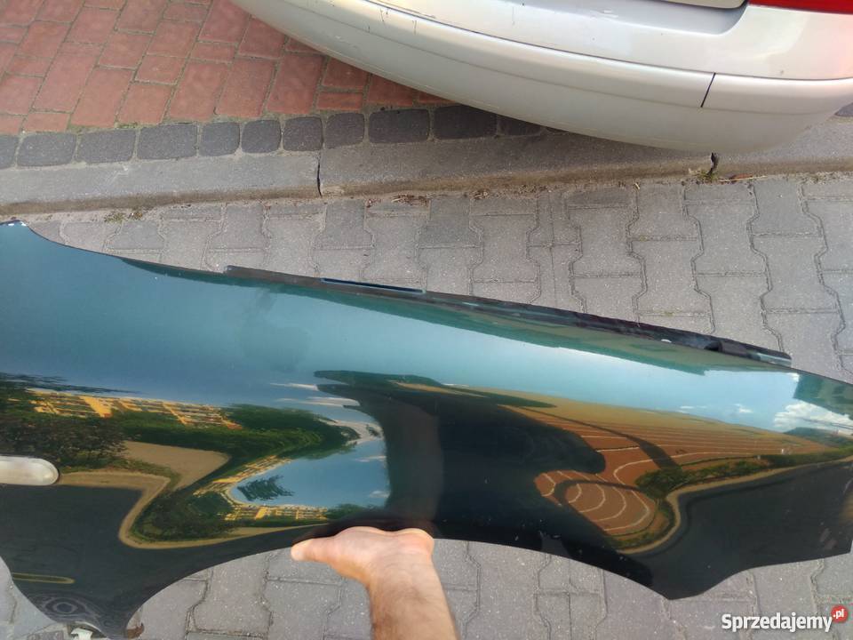 błotnik prawy przód do VW Passat B5 Tarczyn