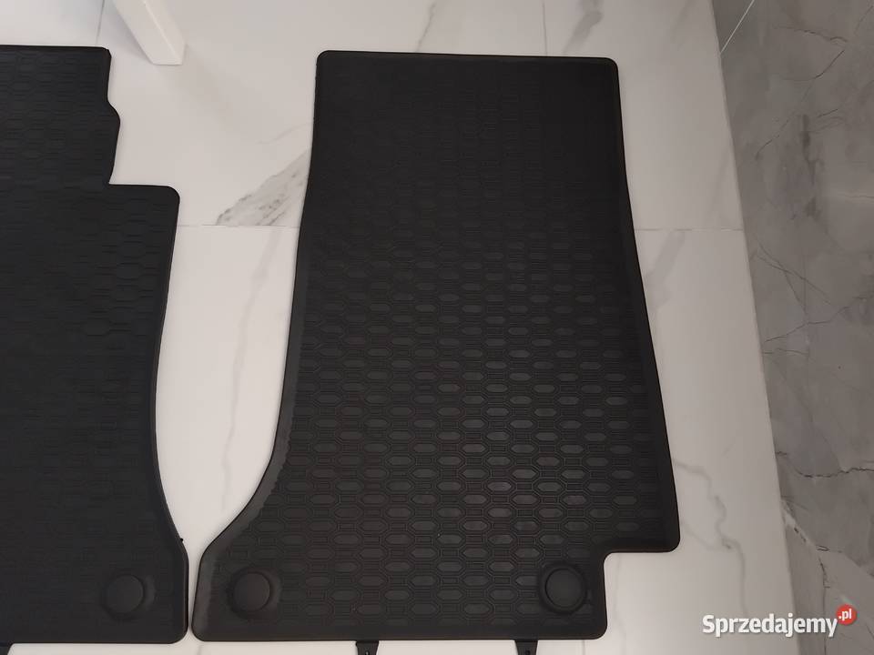 Mercedes C Klasa W205 2013 Dywaniki Gumowe wielkopolskie