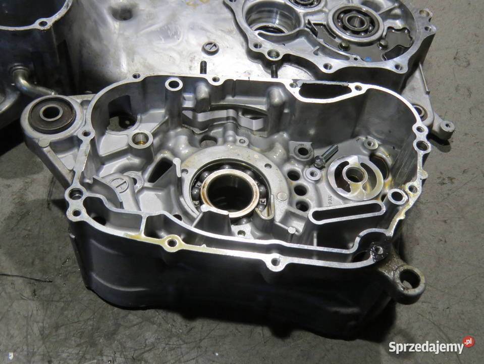 SUZUKI BURGMAN K7 125 150 200 BLOK KORPUS Łódź